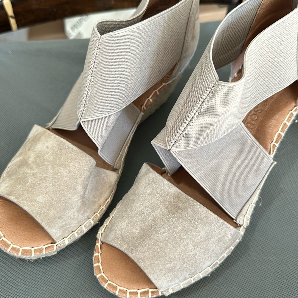Gentle Souls wedge sandals